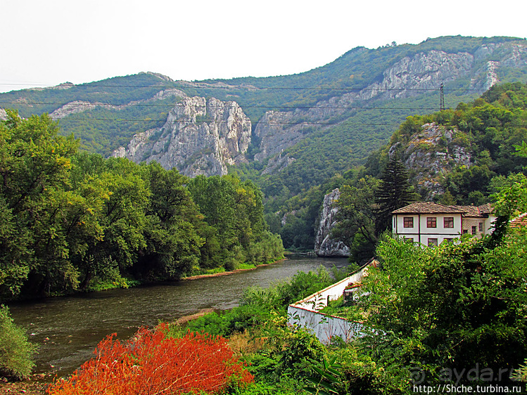 Искырское ущелье: река и скалы. Мифы и реальность
