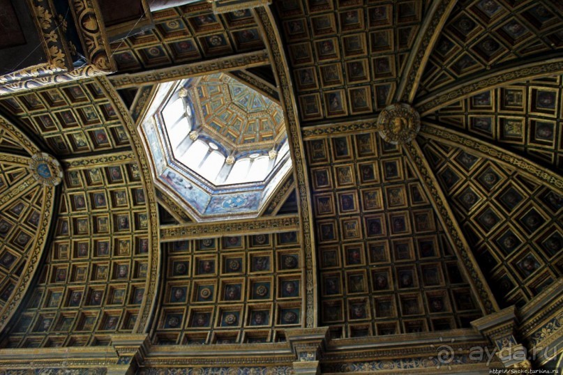 Дворец Фонтенбло и королевские апартаменты (ЮНЕСКО №160)