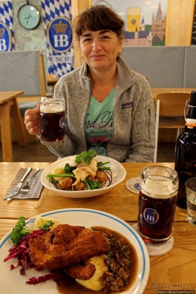 Немецкая еда и пиво на Причале Королевы в Веллингтоне