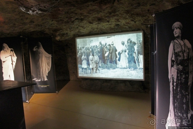 Альбом истории "Умели римляне строить. Античный театр во французском Оранже"