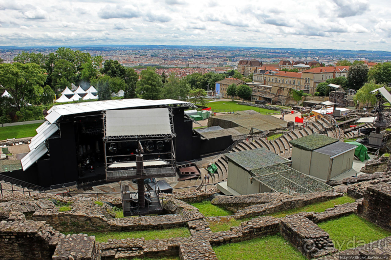 Умели римляне строить. Античный театр во французском Оранже