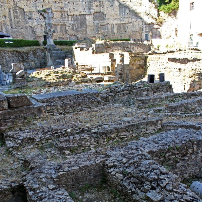 Умели римляне строить. Античный театр во французском Оранже