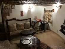 Прибыли в Кению в «Маленький Рай