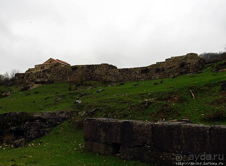 Мотсамета. Дорога к храму