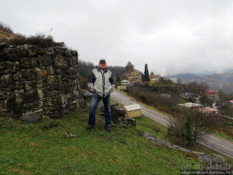 Мотсамета. Дорога к храму
