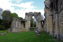О чем обычно молчат путеводители... Аббатство Нетли