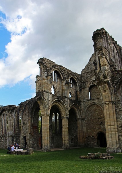 О чем обычно молчат путеводители... Аббатство Нетли