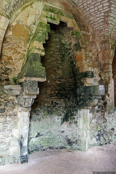 О чем обычно молчат путеводители... Аббатство Нетли