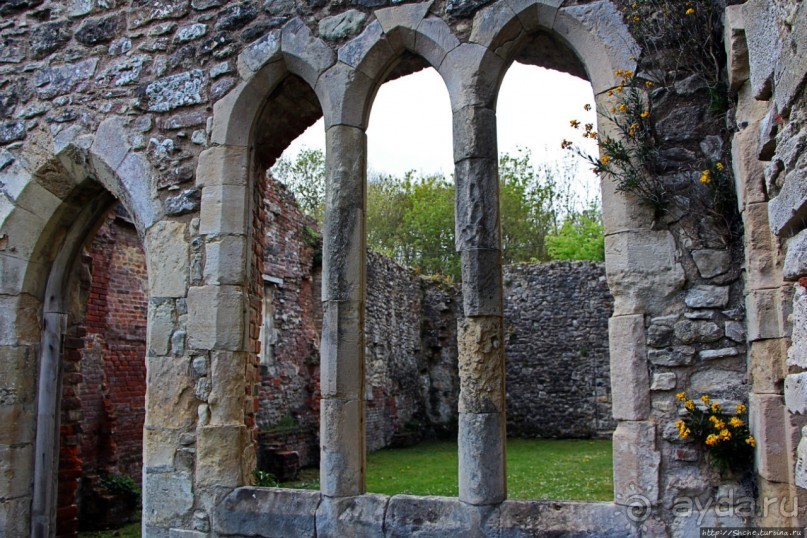О чем обычно молчат путеводители... Аббатство Нетли