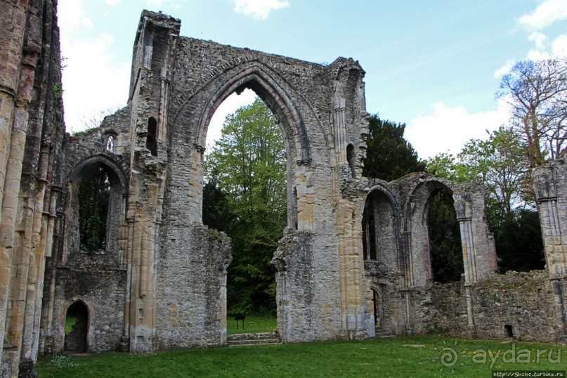 О чем обычно молчат путеводители... Аббатство Нетли