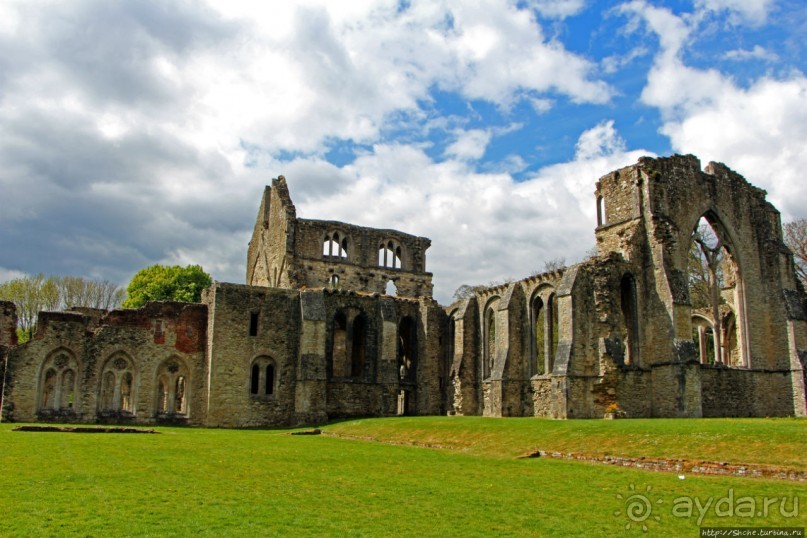 О чем обычно молчат путеводители... Аббатство Нетли
