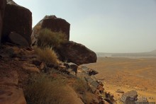 Древняя стоянка караванщиков и рисунки в пещере