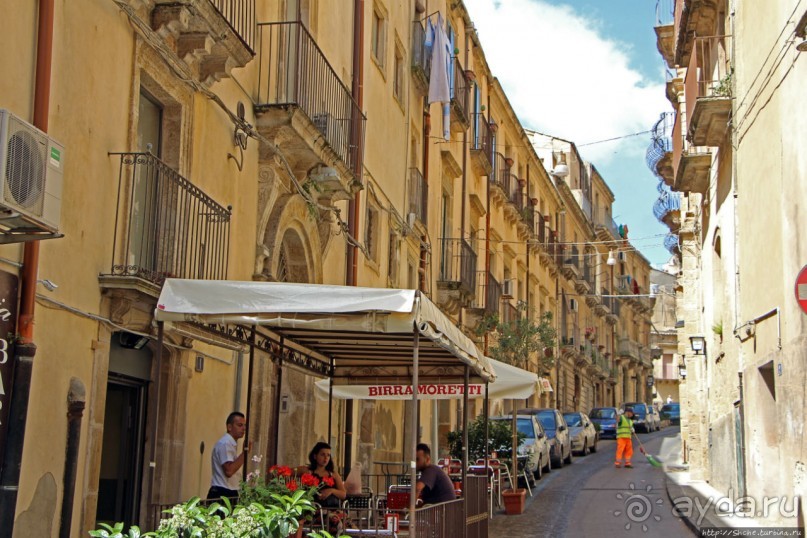 Кальтаджироне — город позднего барокко в районе Валь-ди-Ното