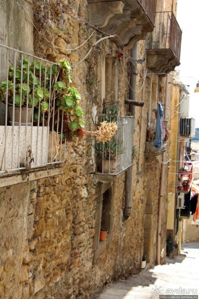 Кальтаджироне — город позднего барокко в районе Валь-ди-Ното