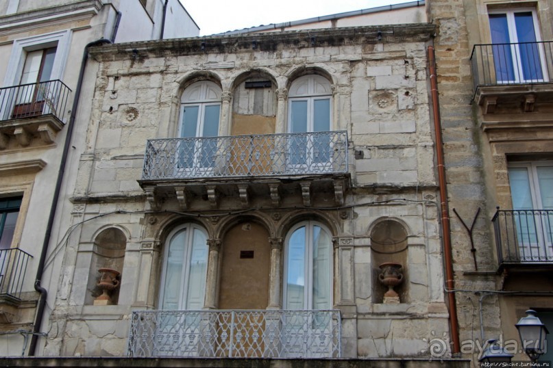 Кальтаджироне — город позднего барокко в районе Валь-ди-Ното