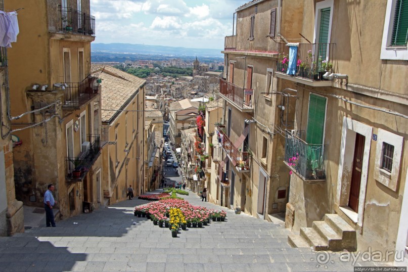 Кальтаджироне — город позднего барокко в районе Валь-ди-Ното