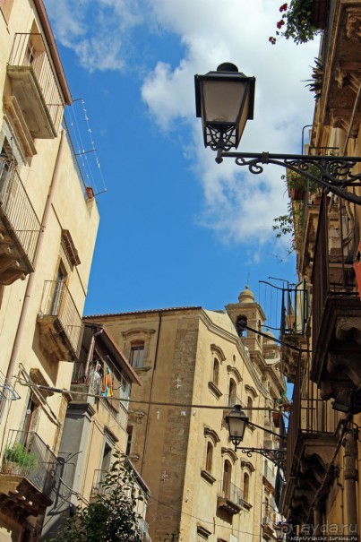 Кальтаджироне — город позднего барокко в районе Валь-ди-Ното