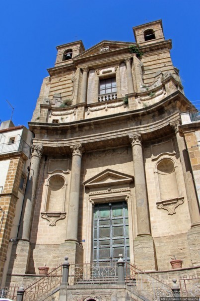 Кальтаджироне — город позднего барокко в районе Валь-ди-Ното