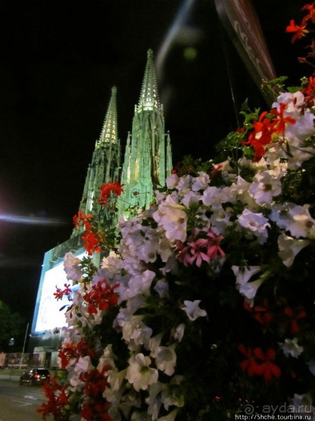 Ночная прогулка по Вене к церкви Votivkirche