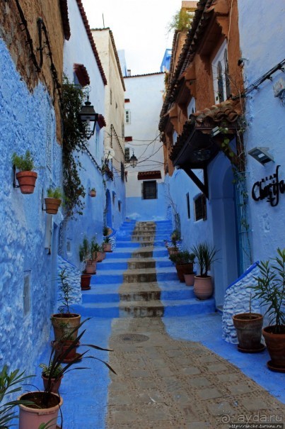 Вертикальный Шефшауэн — голубой город в Марокко