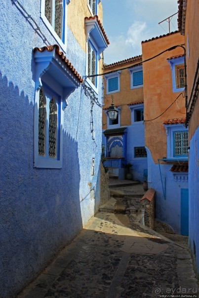 Вертикальный Шефшауэн — голубой город в Марокко
