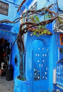 Вертикальный Шефшауэн — голубой город в Марокко