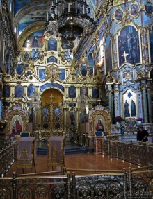 Крупнейший центр православия на Западной Украине в Почаеве