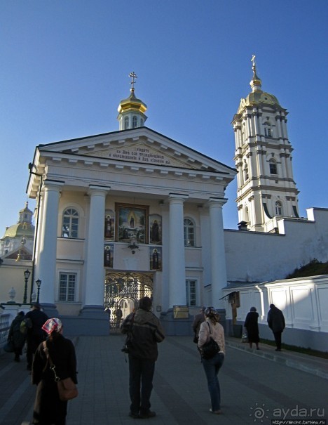 Крупнейший центр православия на Западной Украине в Почаеве