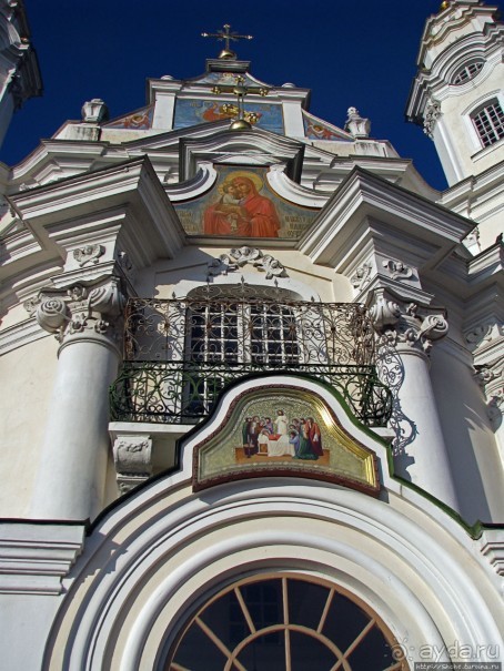 Крупнейший центр православия на Западной Украине в Почаеве