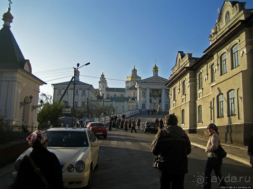Крупнейший центр православия на Западной Украине в Почаеве