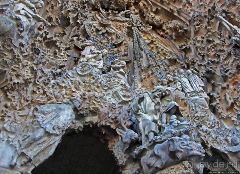 Фасад Рождества — возможно, лучший фасад храма в мире