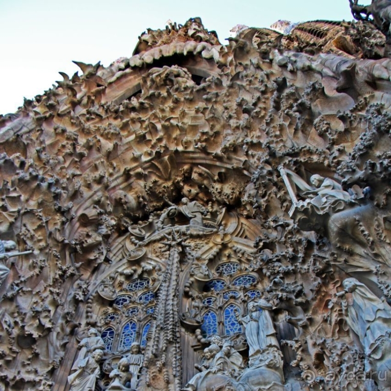 Фасад Рождества — возможно, лучший фасад храма в мире