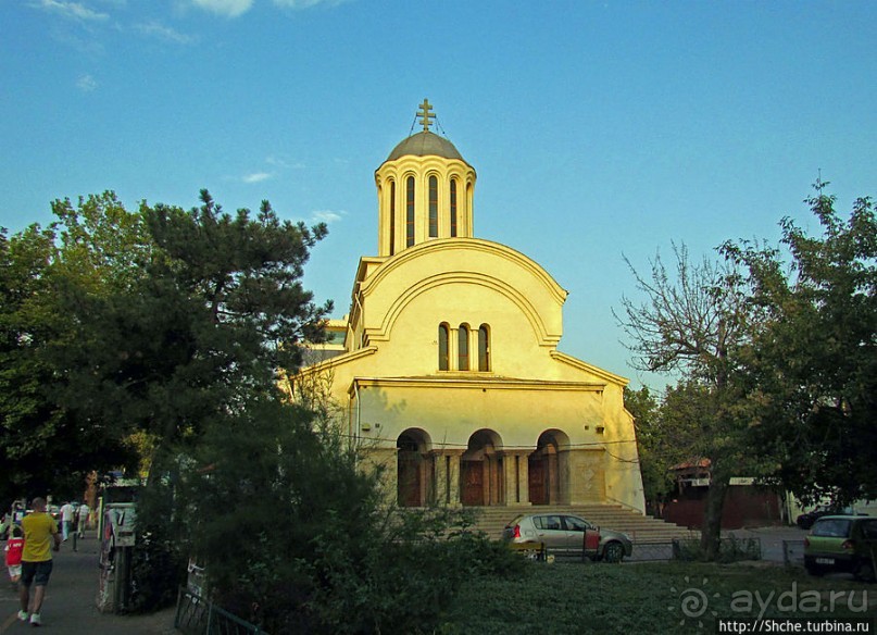 Современный город Бухарест