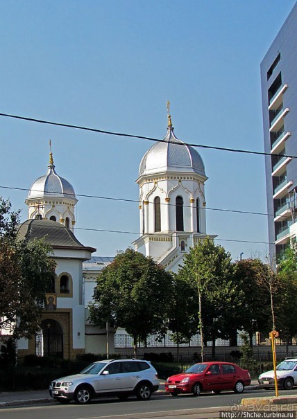 Современный город Бухарест