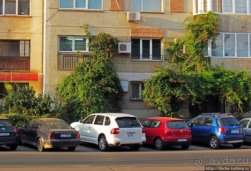 Современный город Бухарест