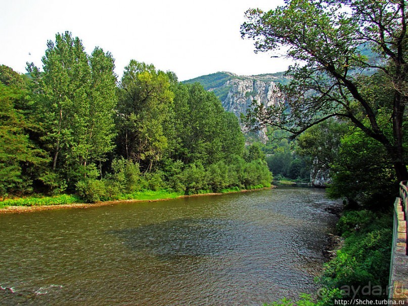 Черепишский монастырь — обитель в живописнейшем ущельи