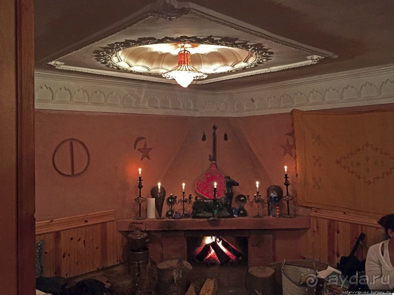 Ночи в колоритном ущелье Дадес в Марокко