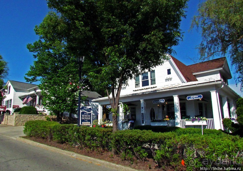 Альбом отзыва "По главной улице пешком и на авто"