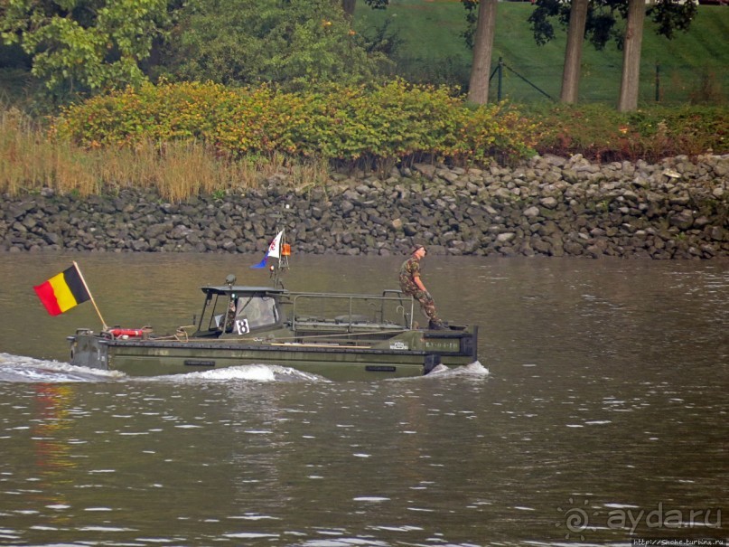 Антверпен. Набережная реки Шельды