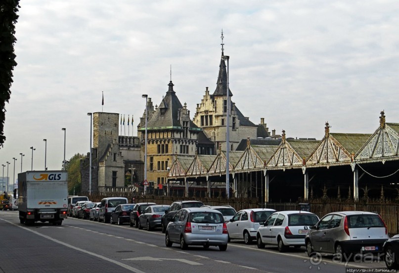 Антверпен. Набережная реки Шельды