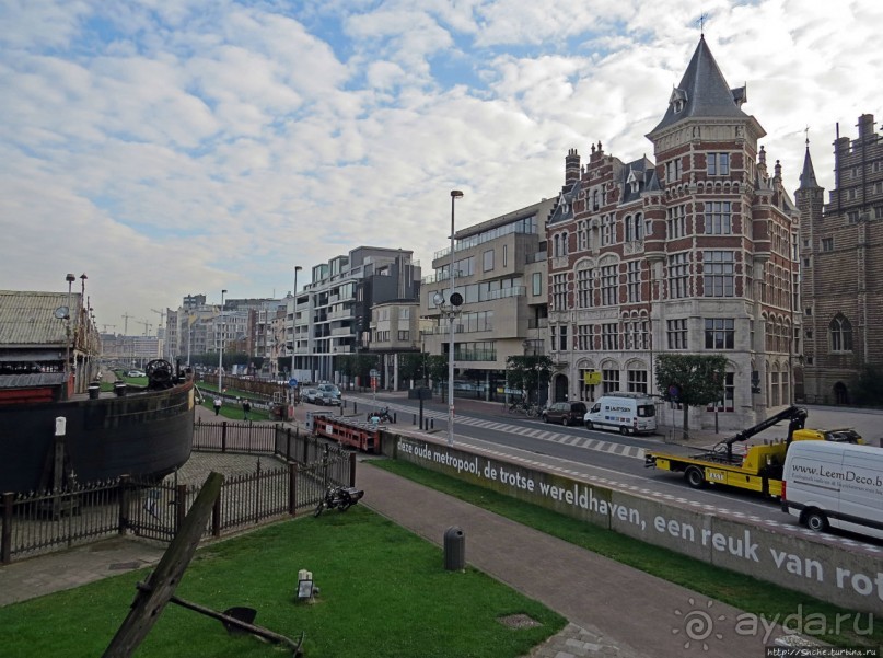 Антверпен. Набережная реки Шельды