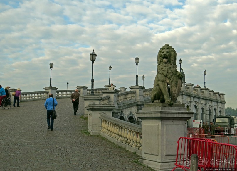 Антверпен. Набережная реки Шельды