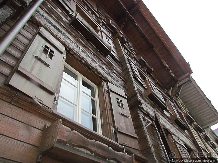 Промозглый Интерлакен — швейцарский "Междуозерск"