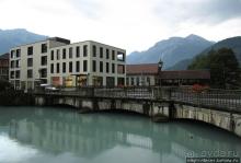 Промозглый Интерлакен — швейцарский "Междуозерск"