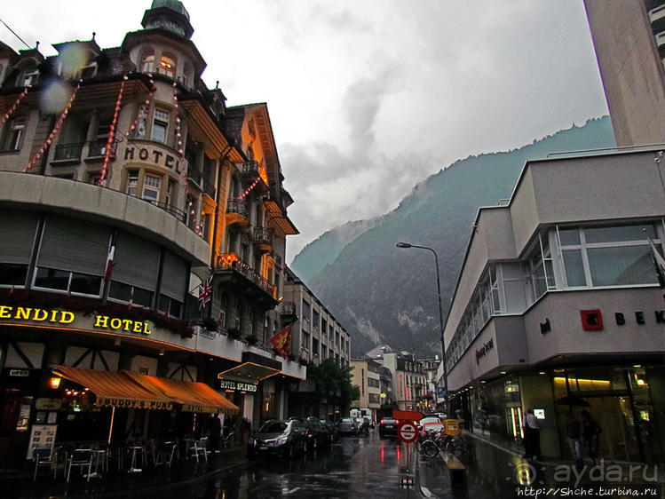 Промозглый Интерлакен — швейцарский "Междуозерск"