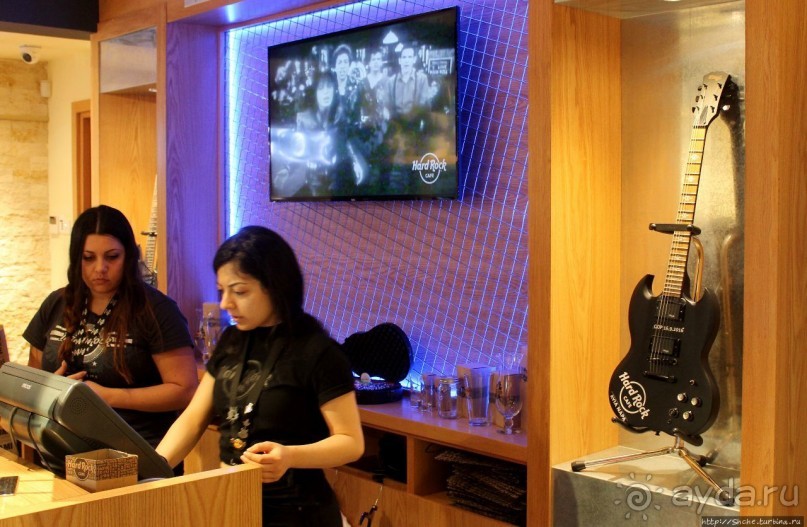 Культовое кафе на Кипре