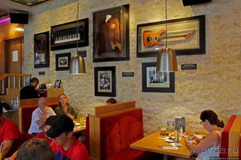 Культовое кафе на Кипре