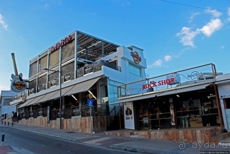 Культовое кафе на Кипре