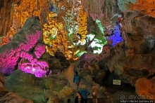 Пещера "Небесный дворец" — 50 оттенков радуги