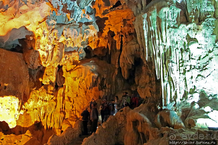 Пещера "Небесный дворец" — 50 оттенков радуги